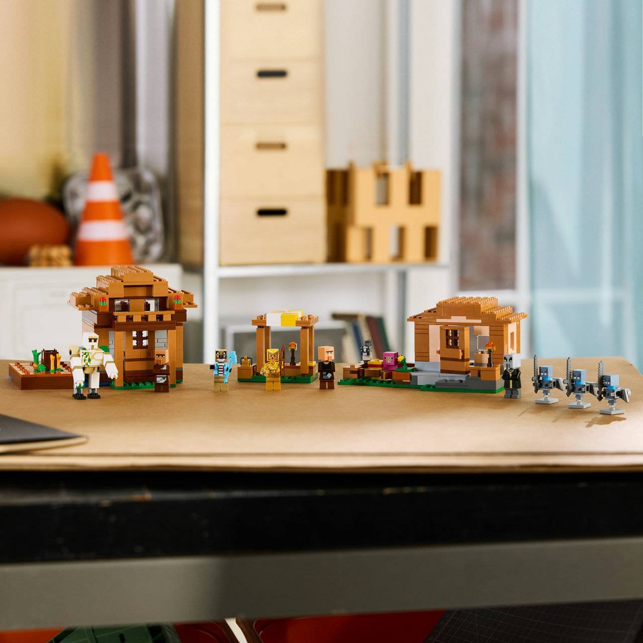 LEGO® Minecraft 21596 Evoker Village Attack - Image 3