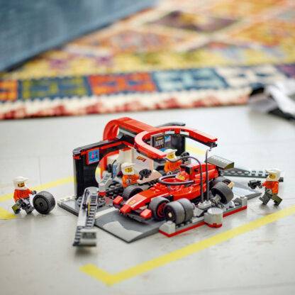 LEGO® City 60443 F1® Pit Stop & Pit Crew with Ferrari Car - Image 3