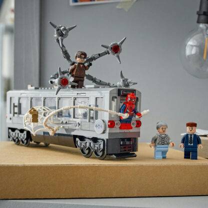 LEGO® Super Heroes 76321 Spider-Man vs. Doc Ock Subway Train Scene - Image 3